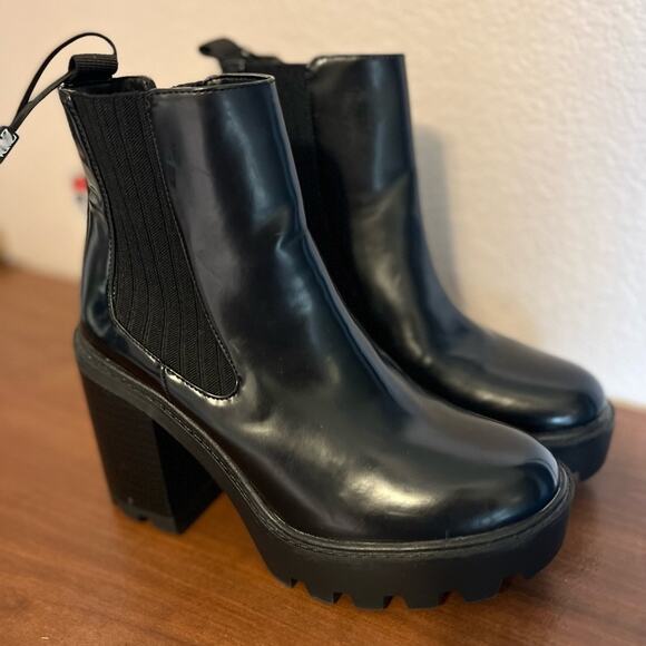 ZARA Black Chunky Ankle Boots Size 8 - Picture 1 of 9